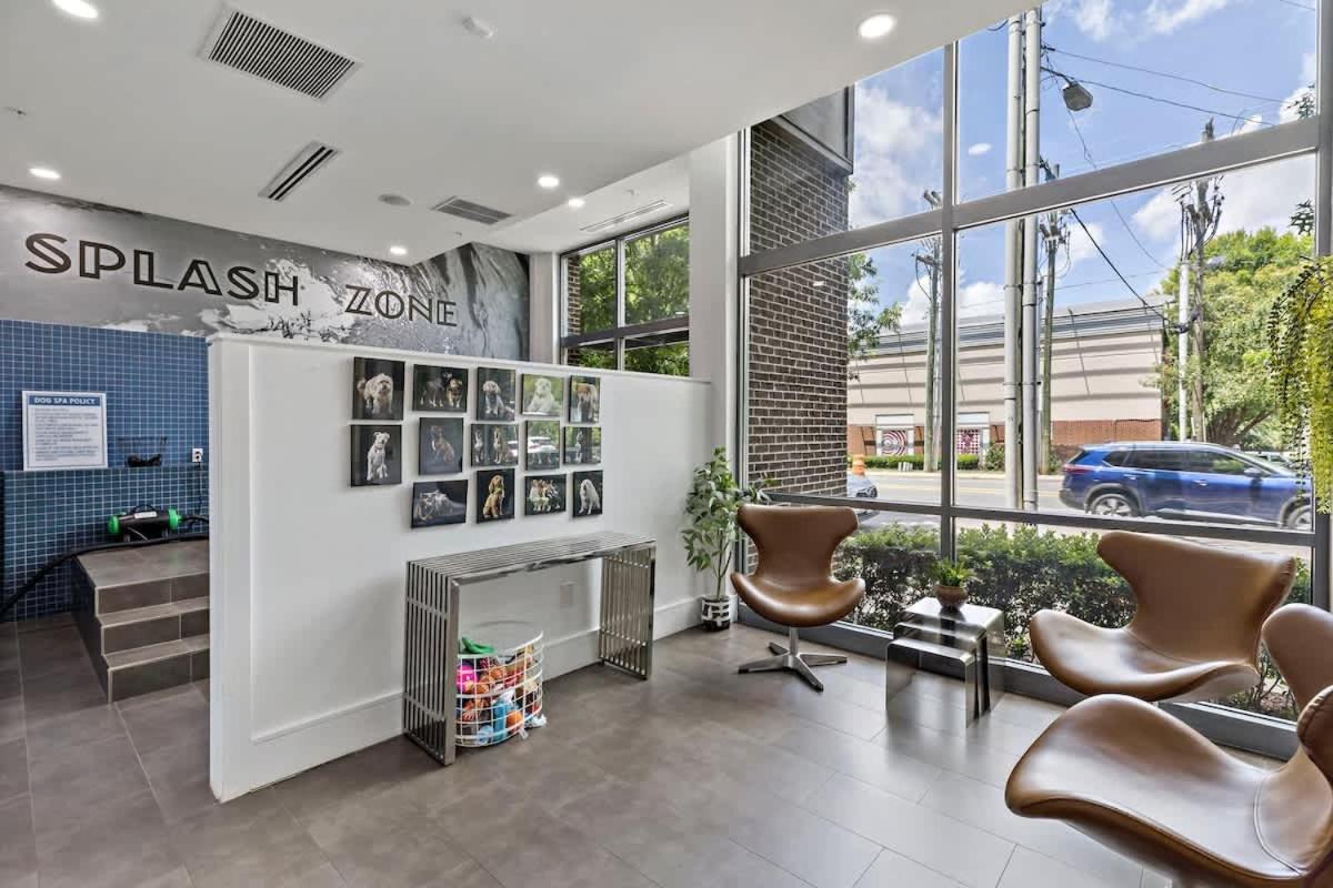 Beautiful 1bd - 5min Dt, Gym, Parking, W-d - Sleeps 6 Apartment *